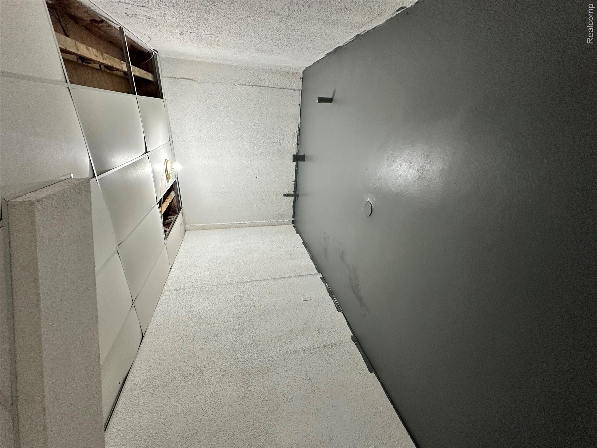 7383 Tottenham Property Photo 38