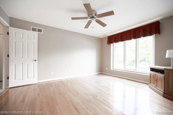 1447 Oakstone Drive Property Photo 12