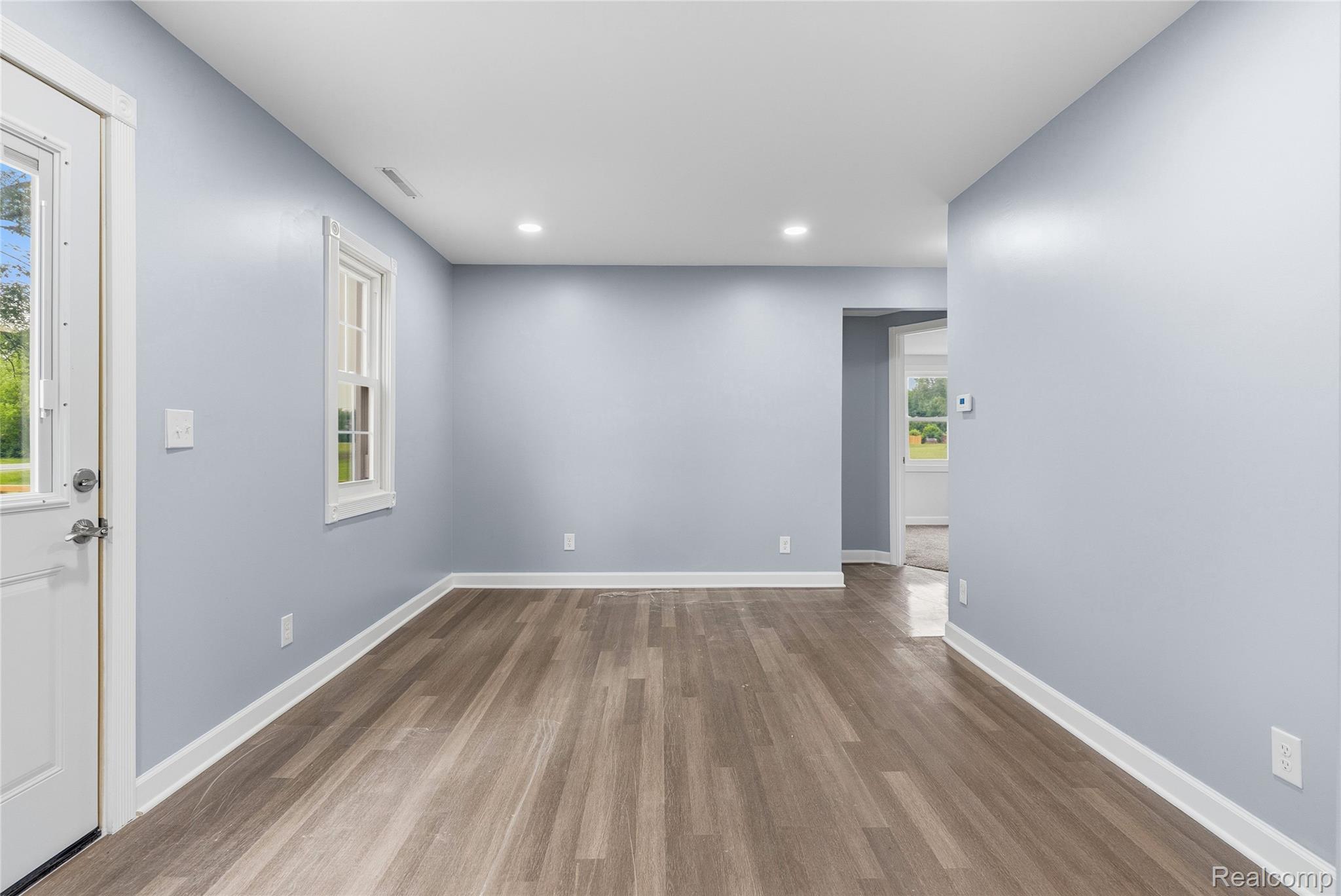 3241 E Frances Road Property Photo 6