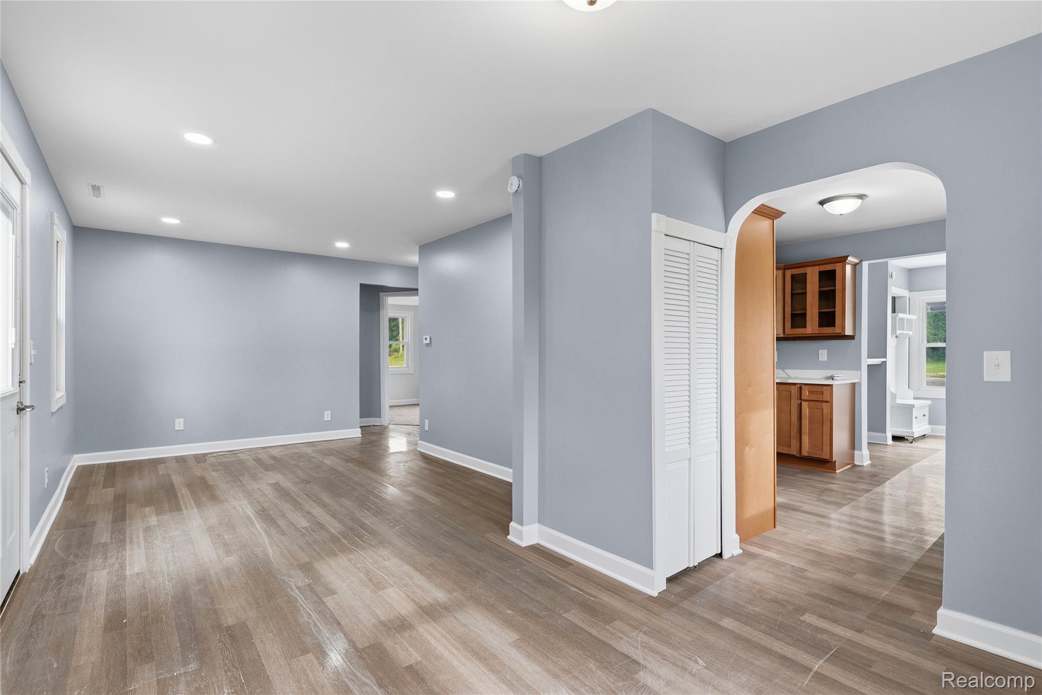 3241 E Frances Road Property Photo 8