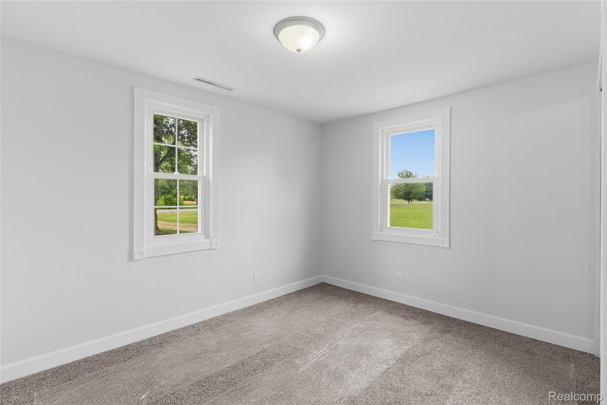 3241 E Frances Road Property Photo 13