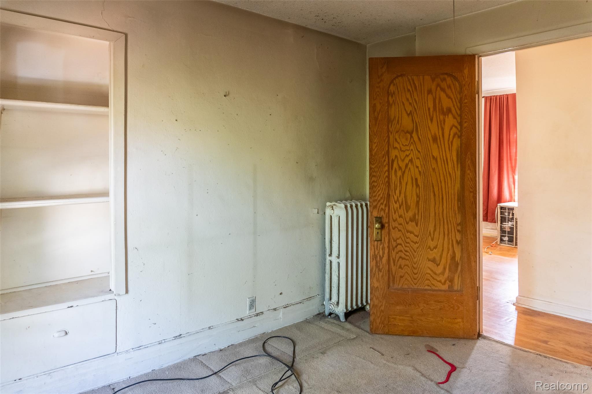 24362 Outer Drive Property Photo 30