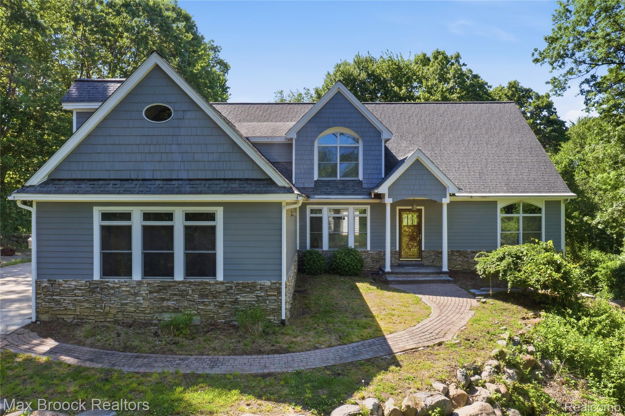 11910 Scott Road Property Photo 1