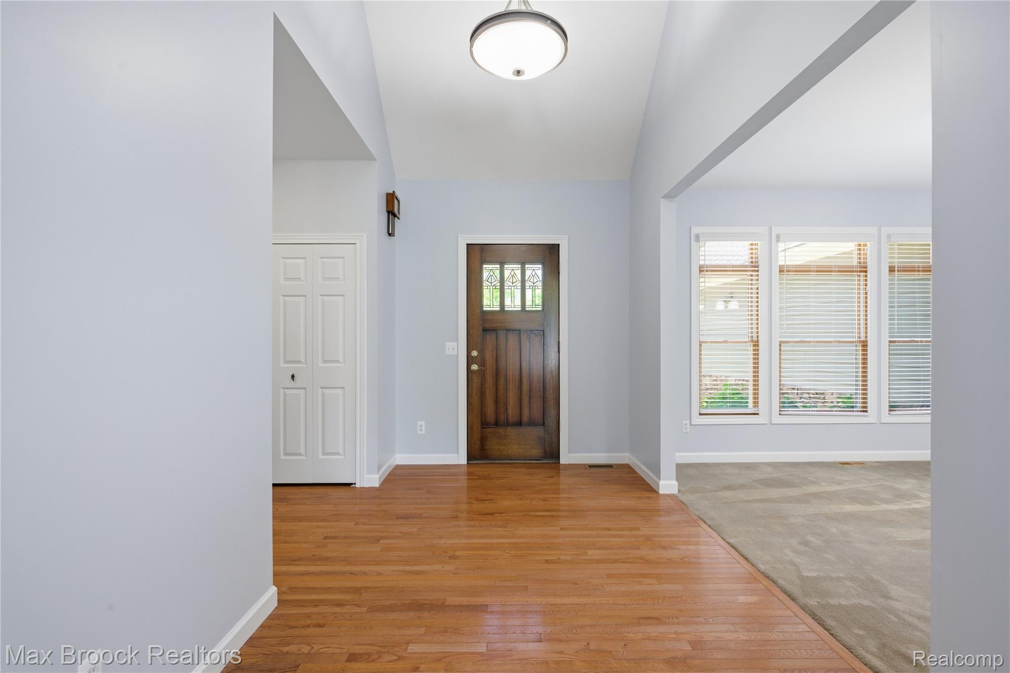11910 Scott Road Property Photo 4