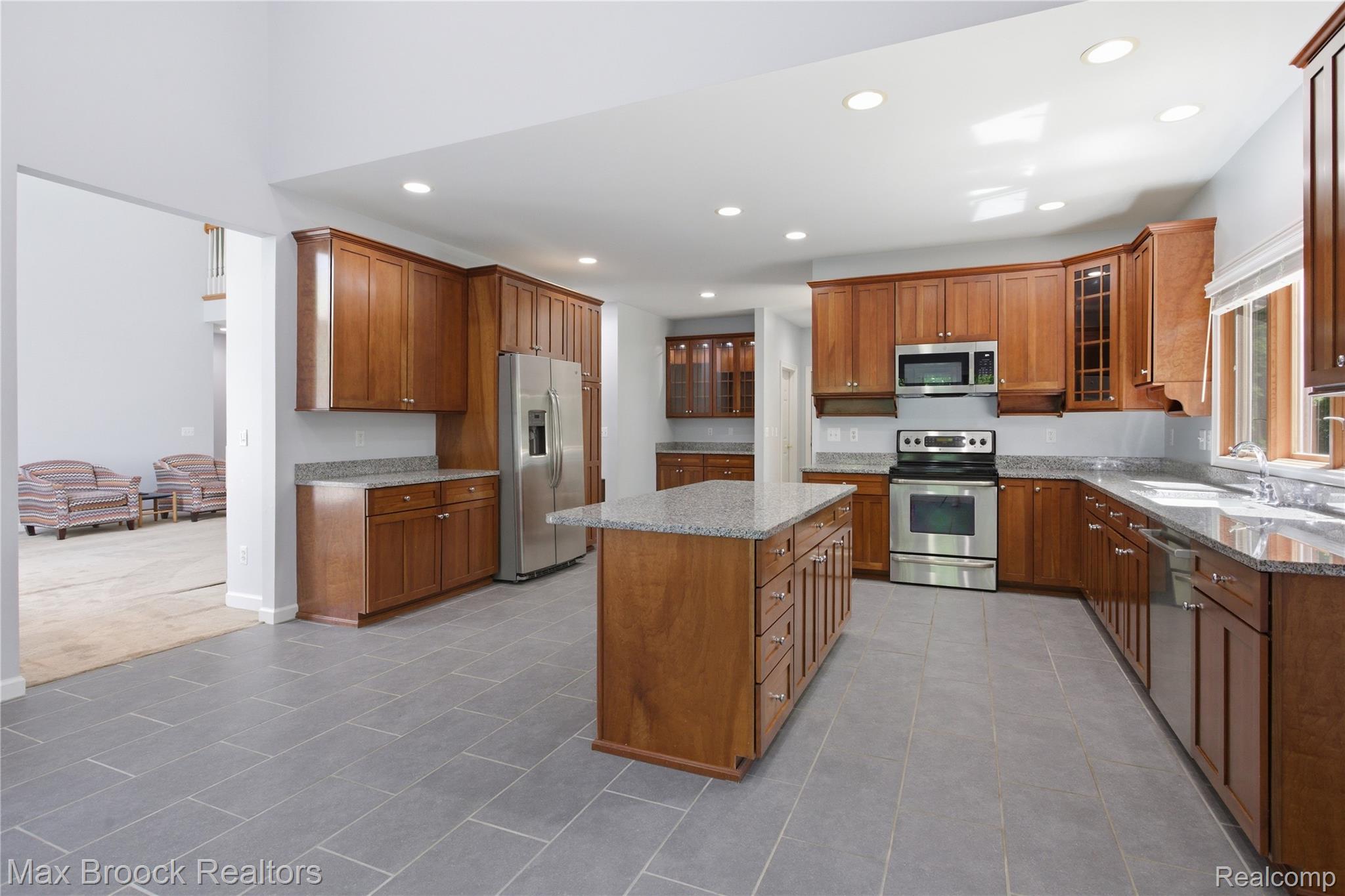 11910 Scott Road Property Photo 18
