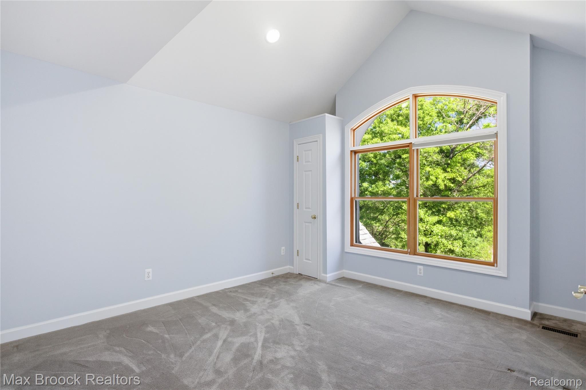 11910 Scott Road Property Photo 34