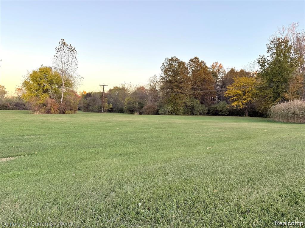 4444 Eureka Road Property Photo 2
