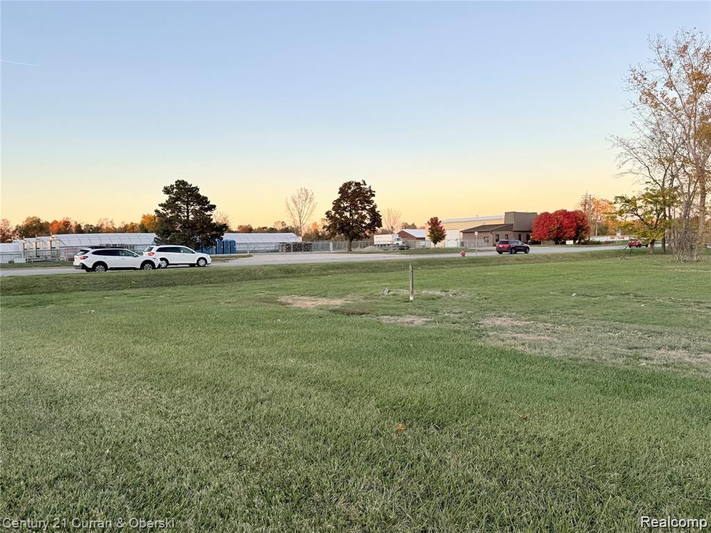 4444 Eureka Road Property Photo 4