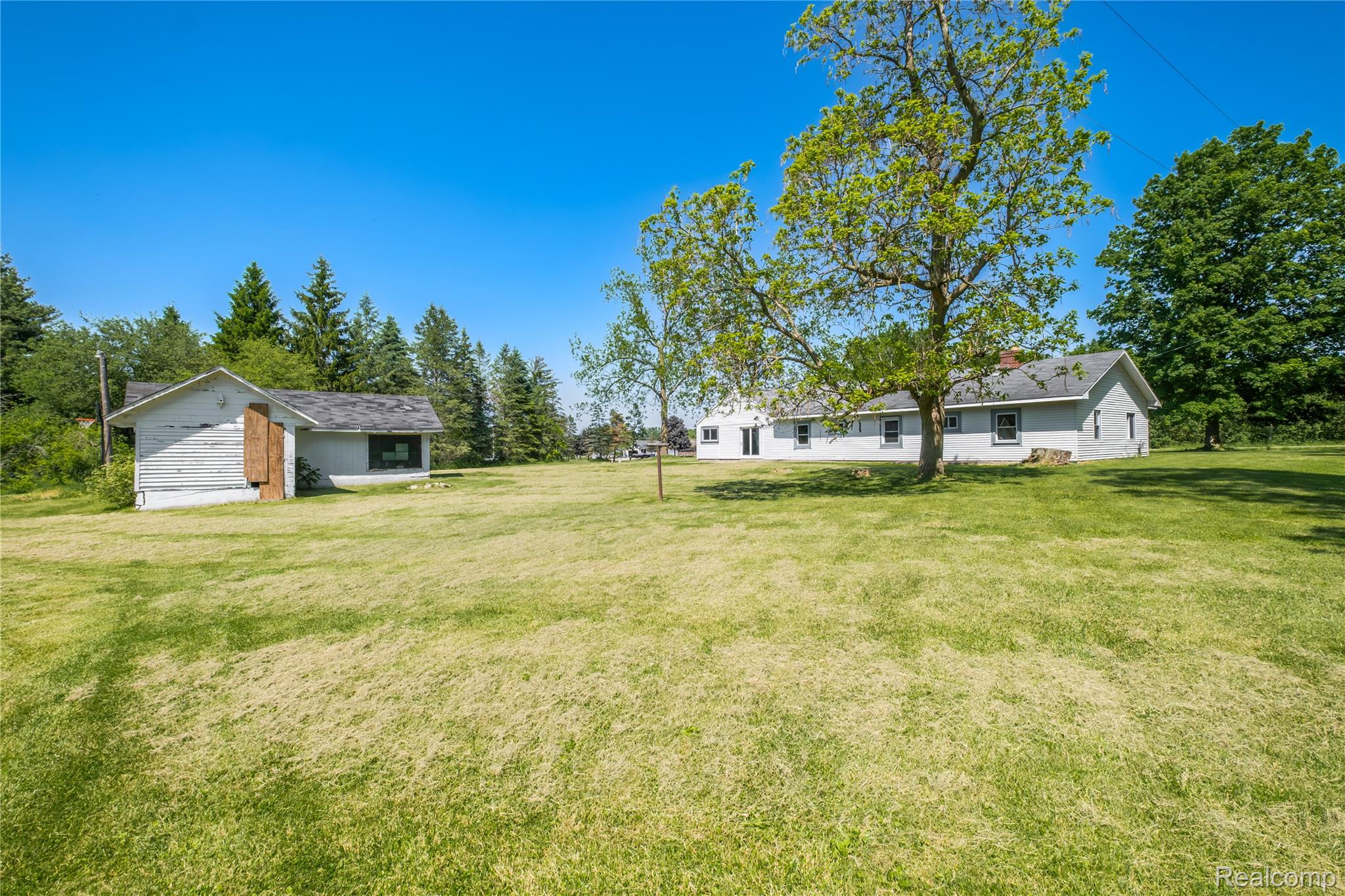 12238 Jennings Road Property Photo 3