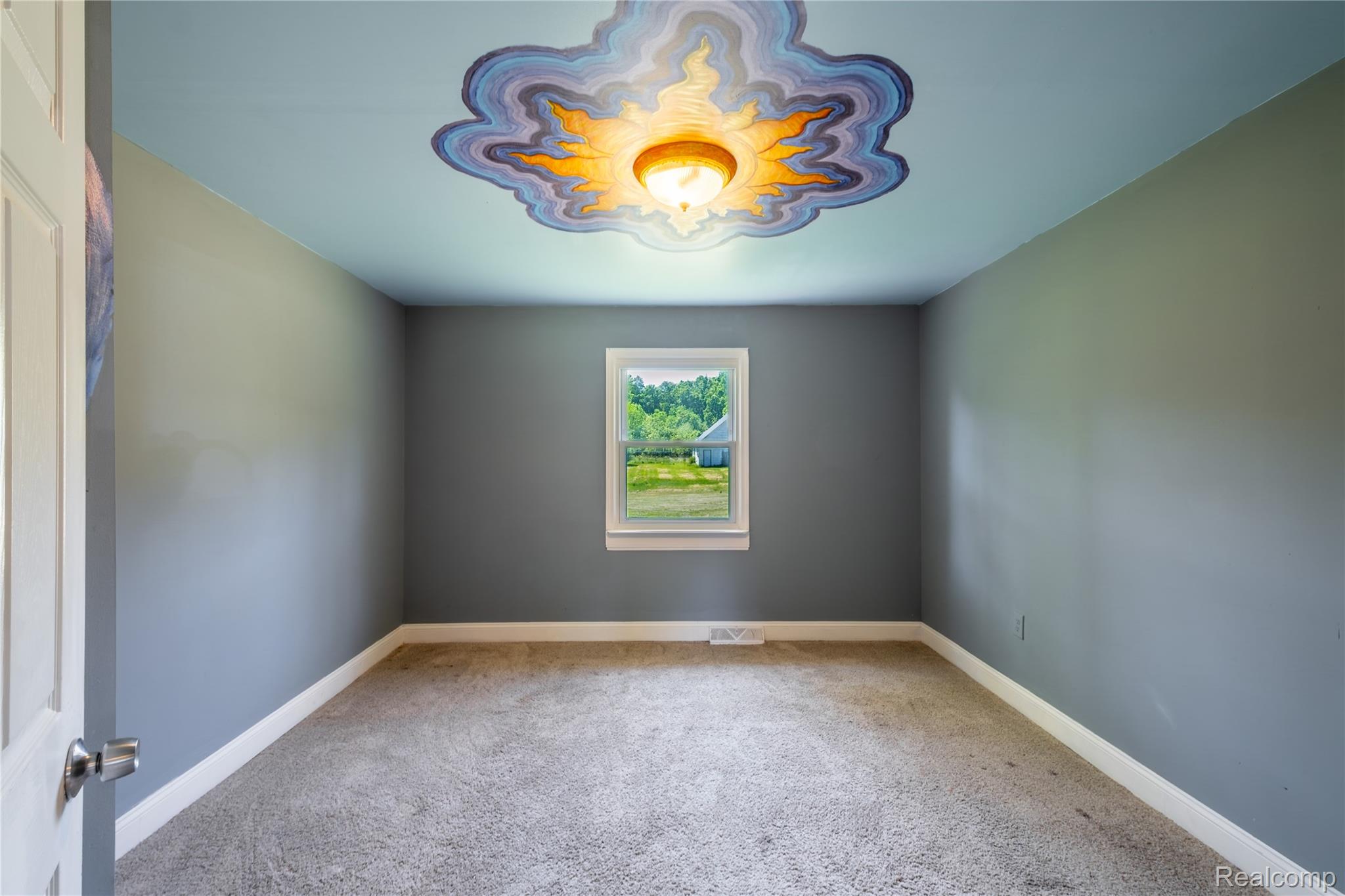 12238 Jennings Road Property Photo 7