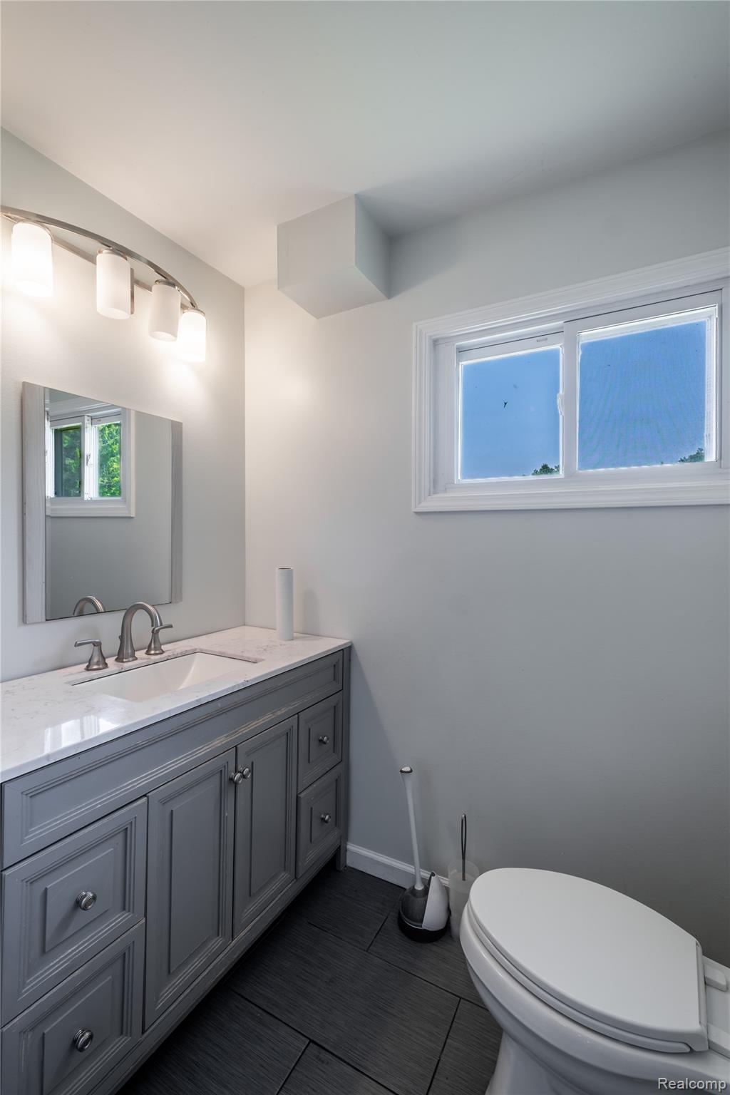 12238 Jennings Road Property Photo 18