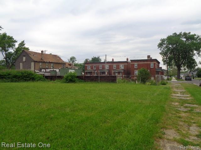 8415 Brush Street Property Photo 15