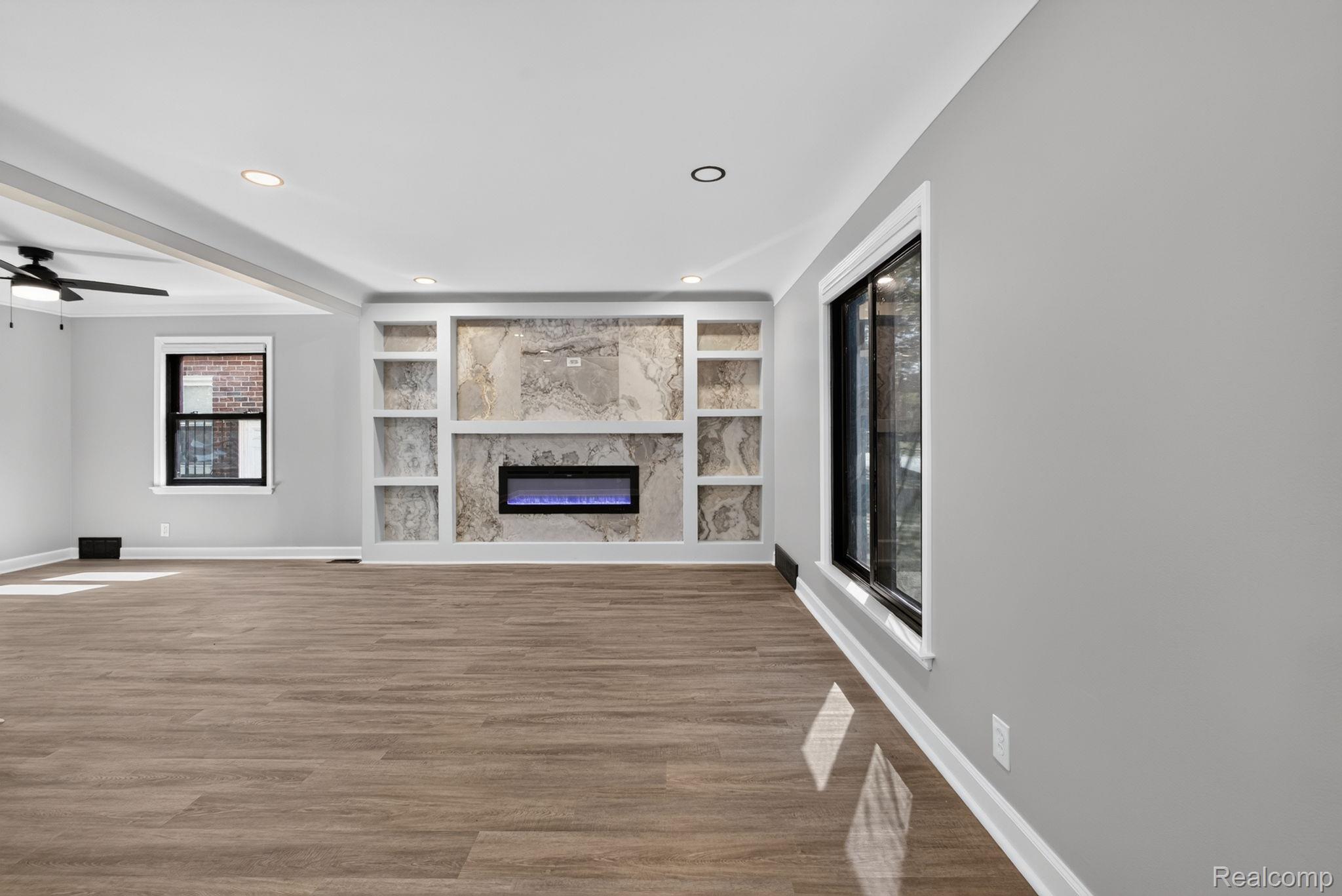 10822 Mckinney Street Property Photo 9