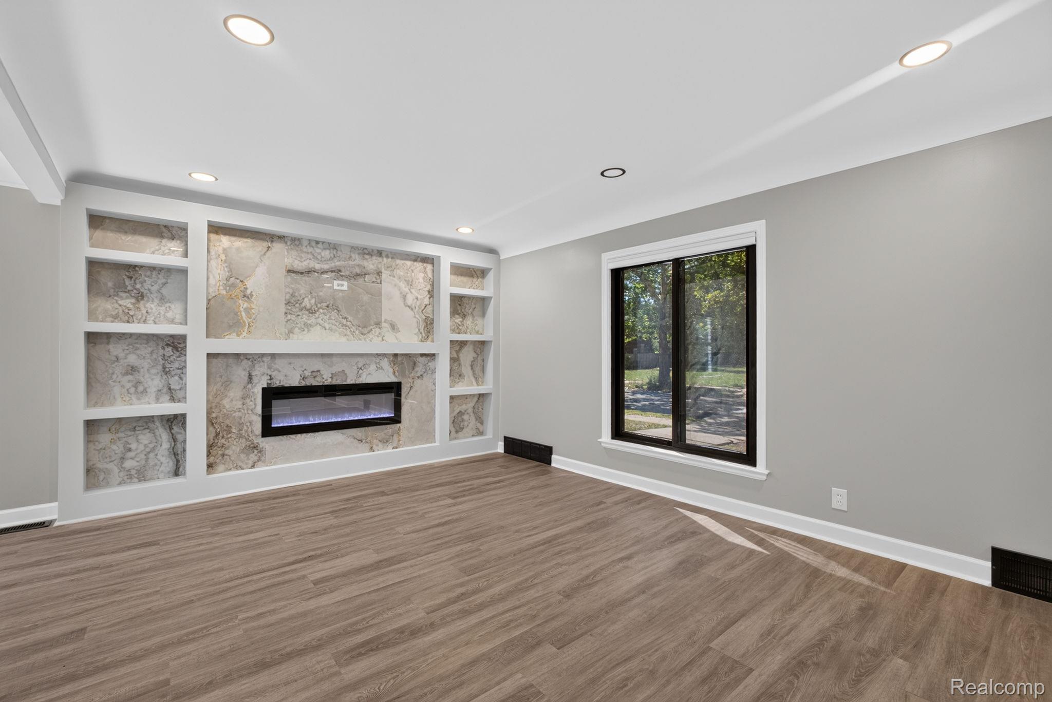 10822 Mckinney Street Property Photo 10