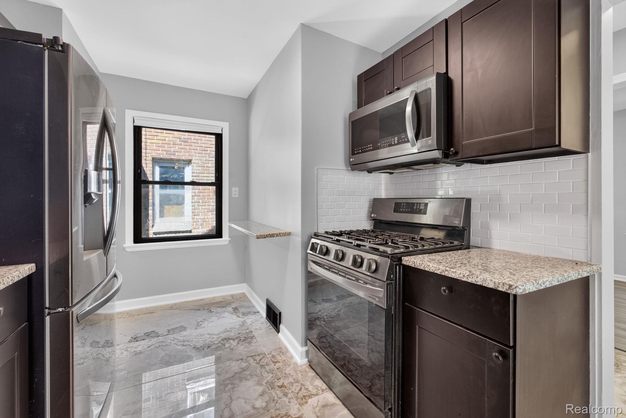 10822 Mckinney Street Property Photo 16