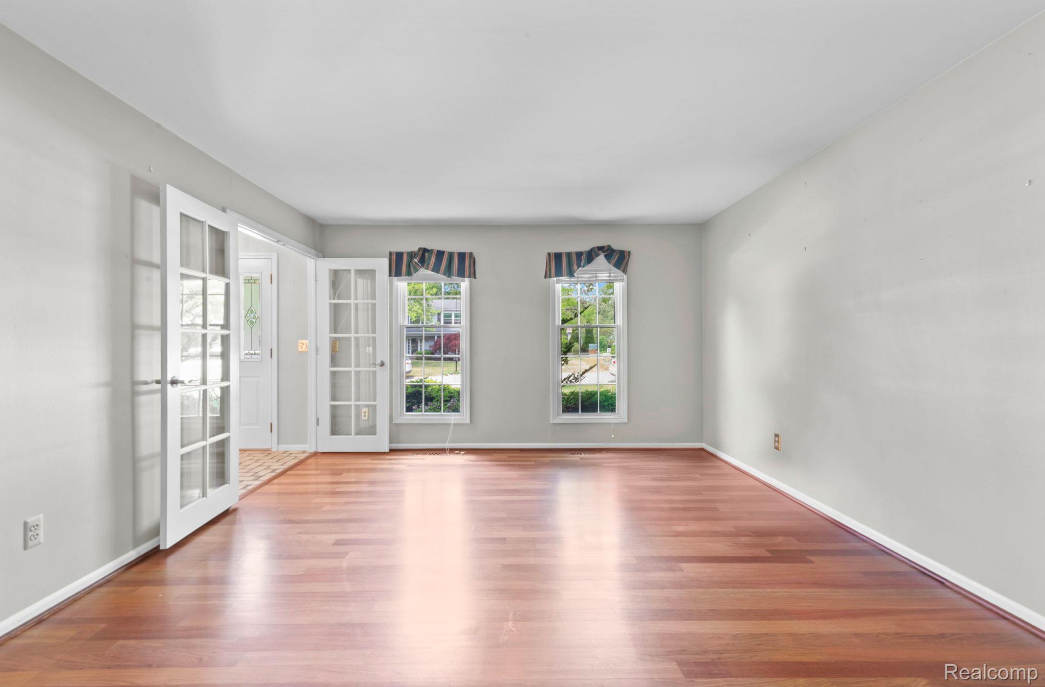 871 Spartan Drive Property Photo 6