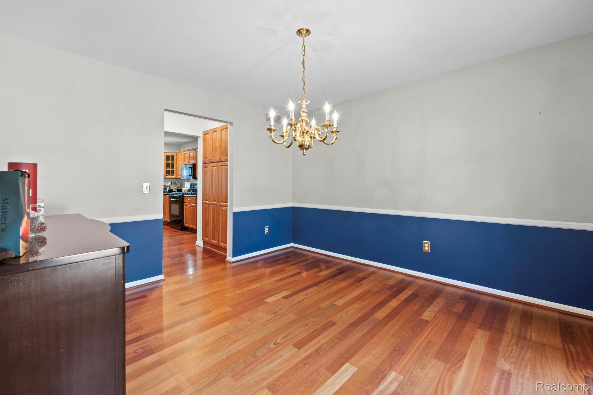 871 Spartan Drive Property Photo 8