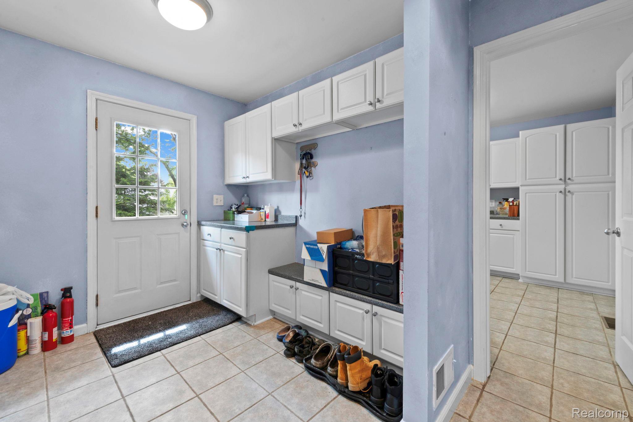 871 Spartan Drive Property Photo 17