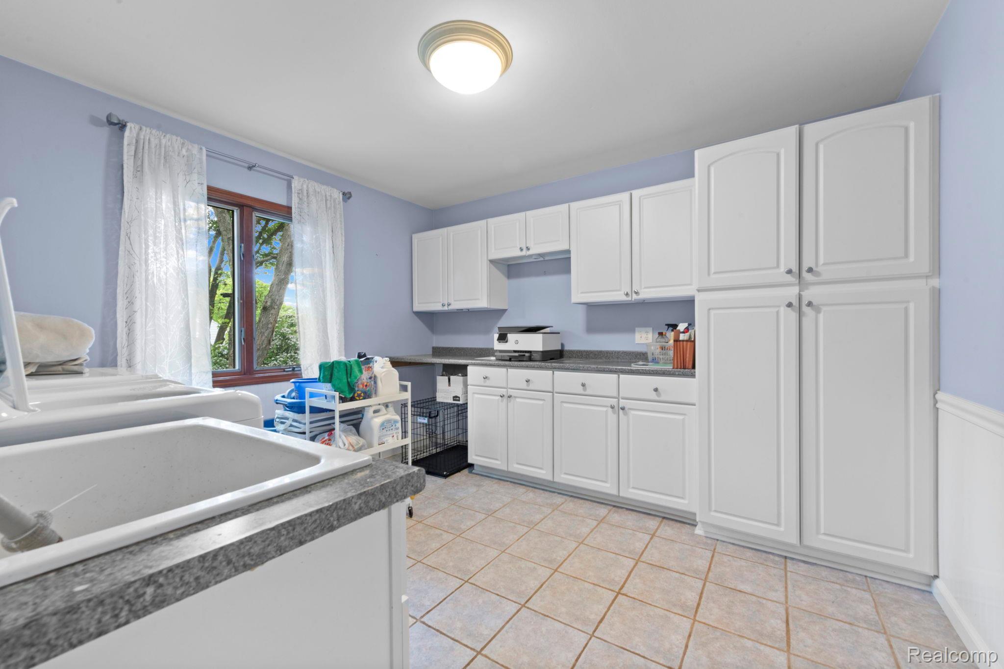 871 Spartan Drive Property Photo 19