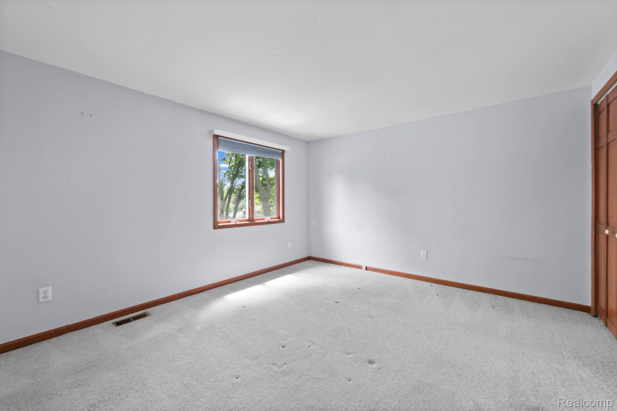 871 Spartan Drive Property Photo 32