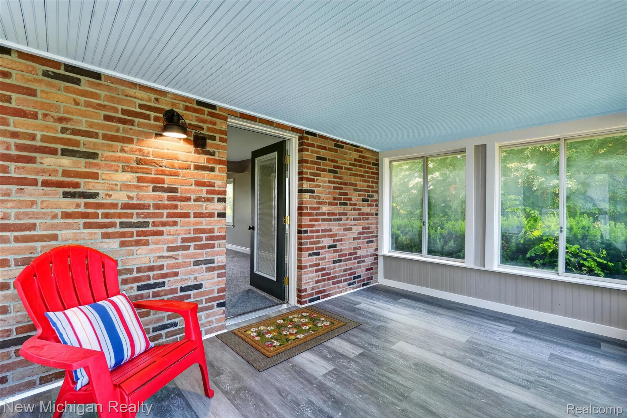 11374 Lahring Road Property Photo 7