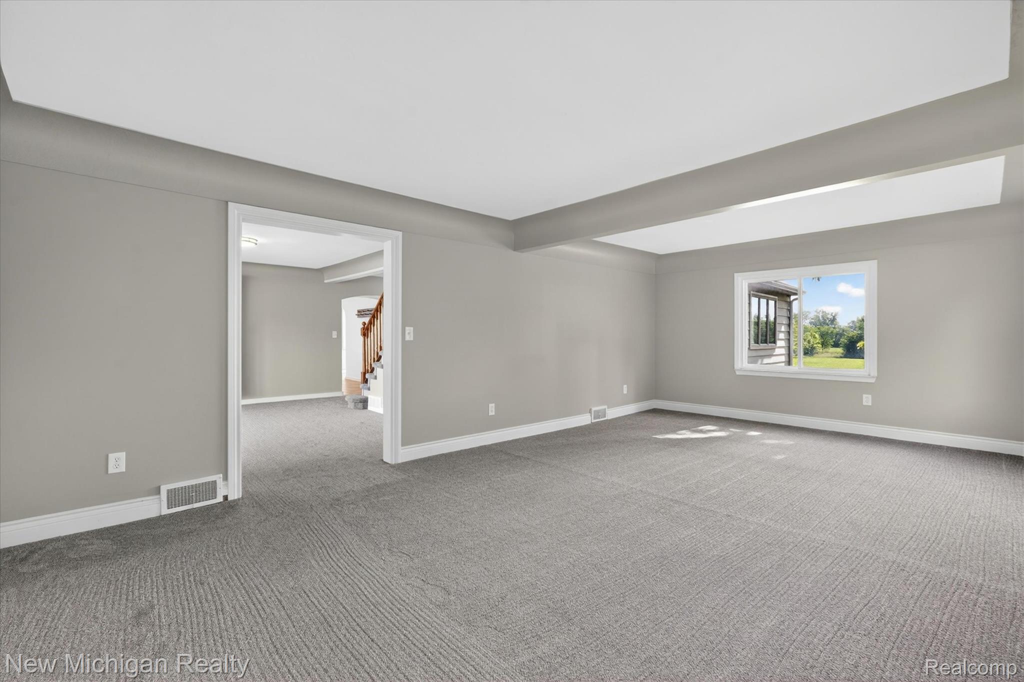 11374 Lahring Road Property Photo 10