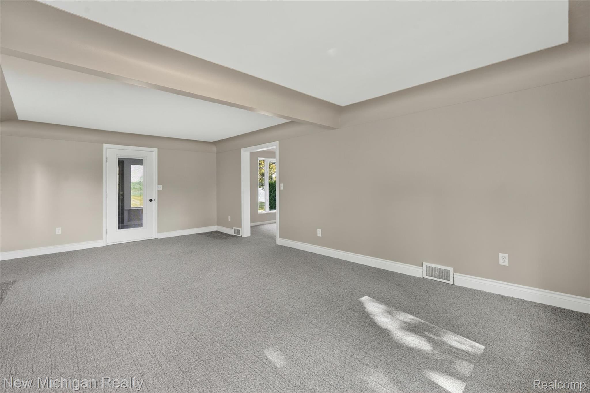 11374 Lahring Road Property Photo 12