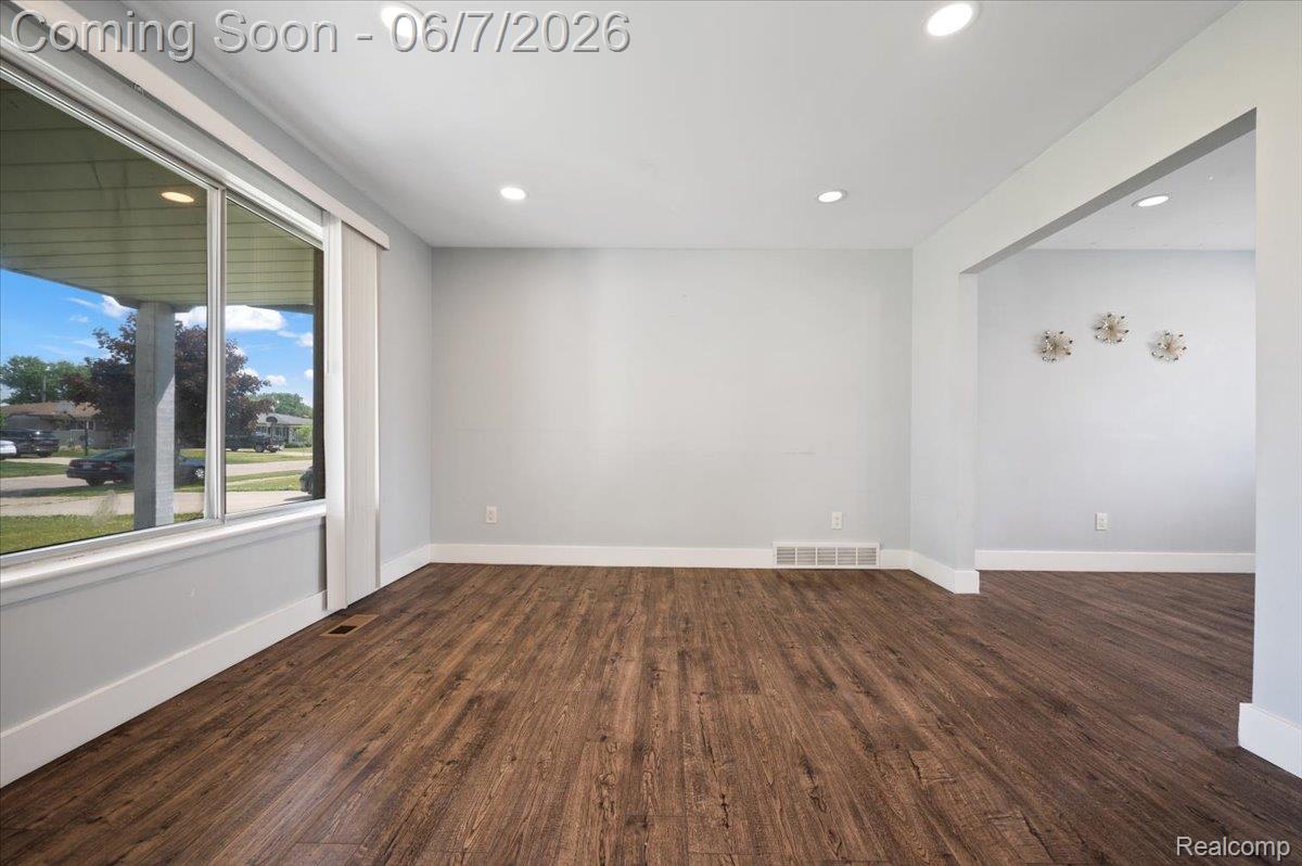 3528 Byrd Drive Property Photo 8