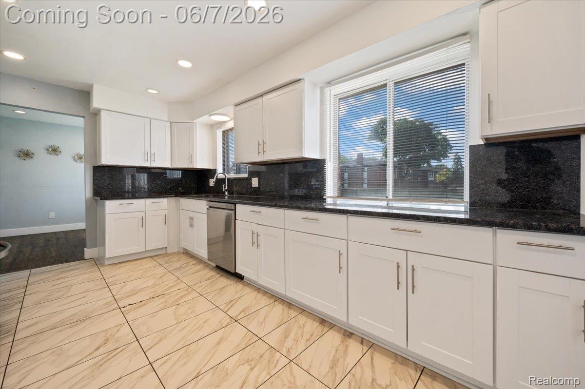 3528 Byrd Drive Property Photo 13