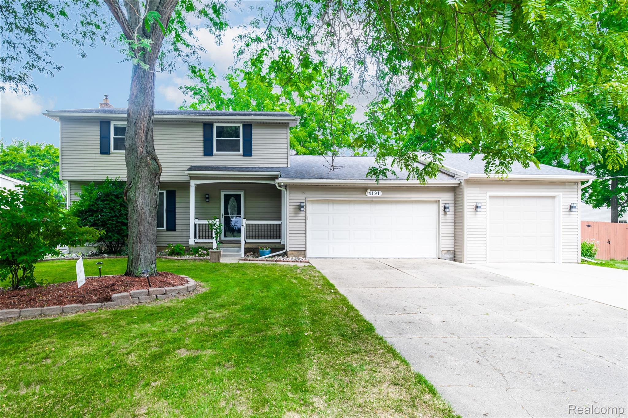 4191 Knollwood Drive Property Photo 1
