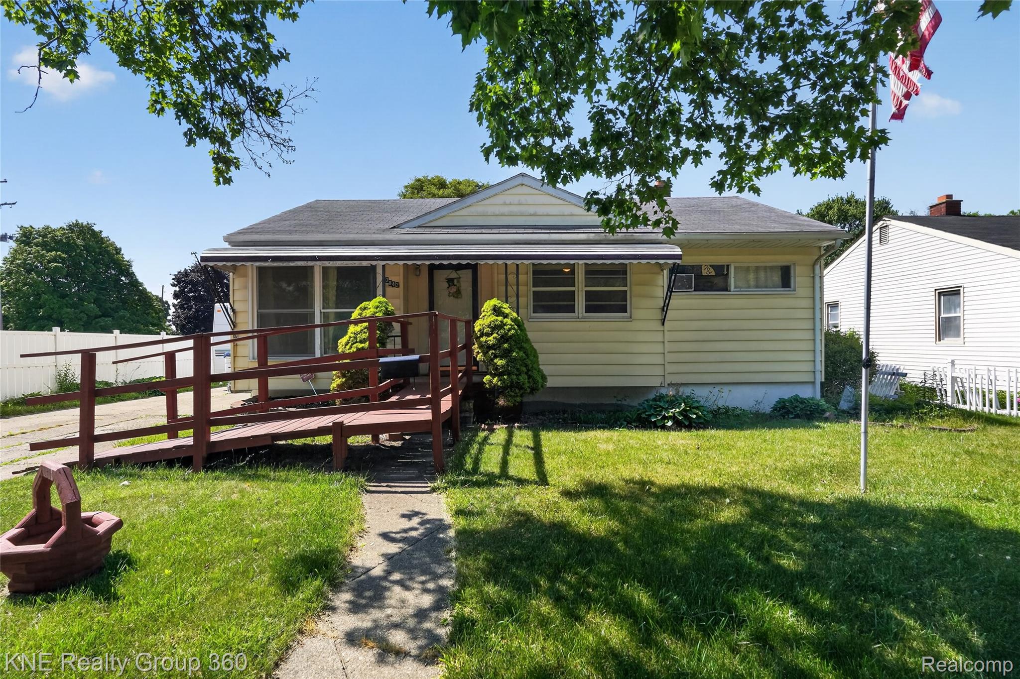 3842 Beechwood Avenue Property Photo 1