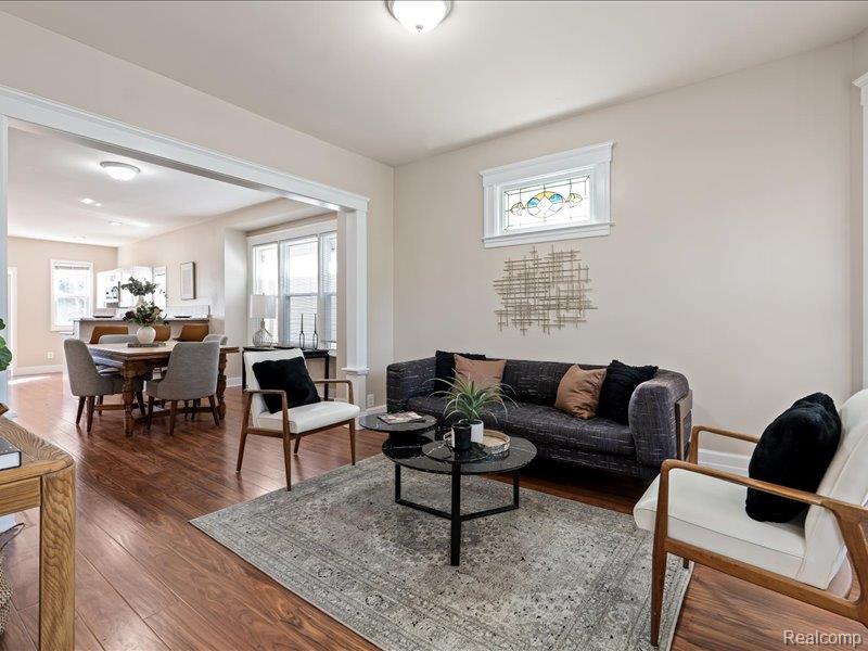4498 Fischer Street Property Photo 8