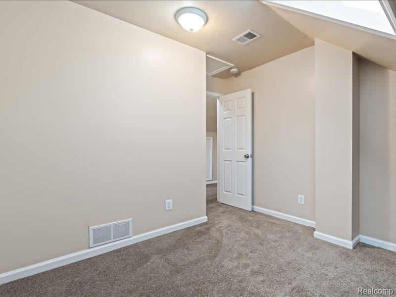 4498 Fischer Street Property Photo 21