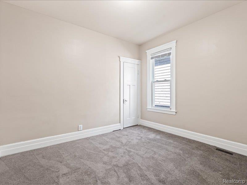 4498 Fischer Street Property Photo 28
