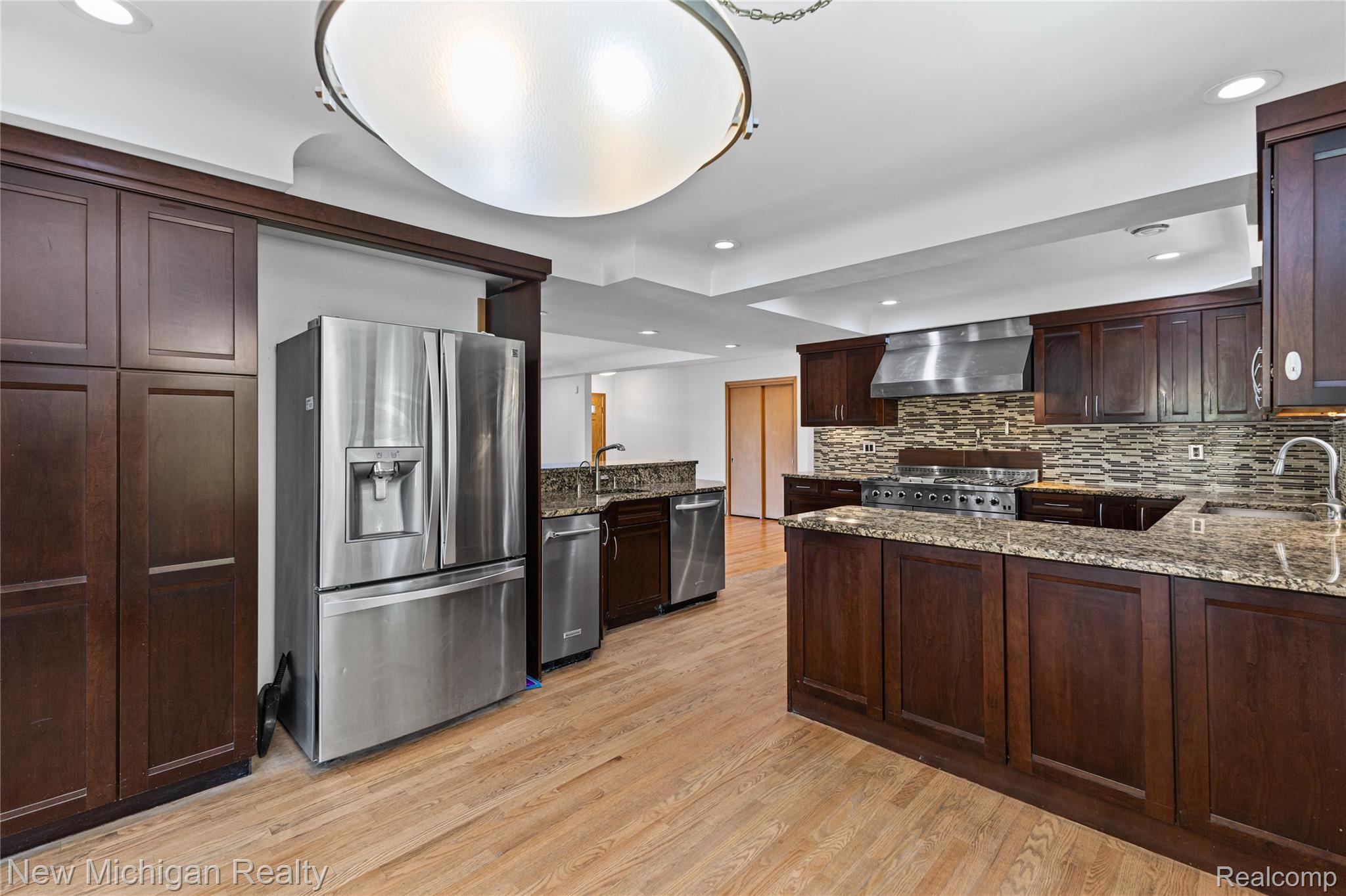 8359 Chicago Road Property Photo 18