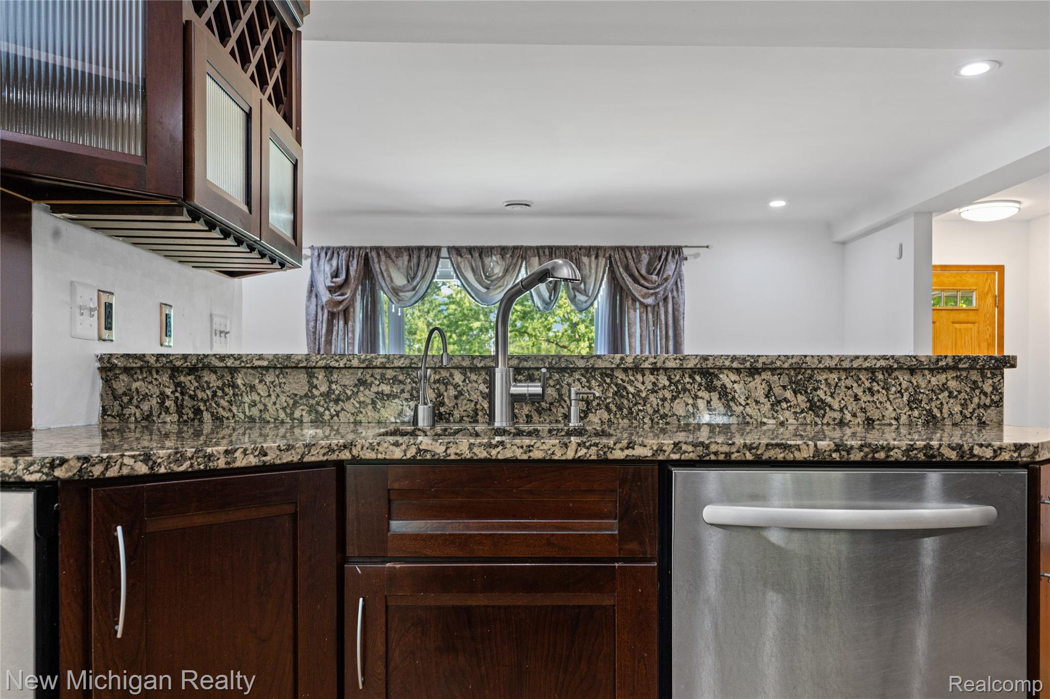 8359 Chicago Road Property Photo 21