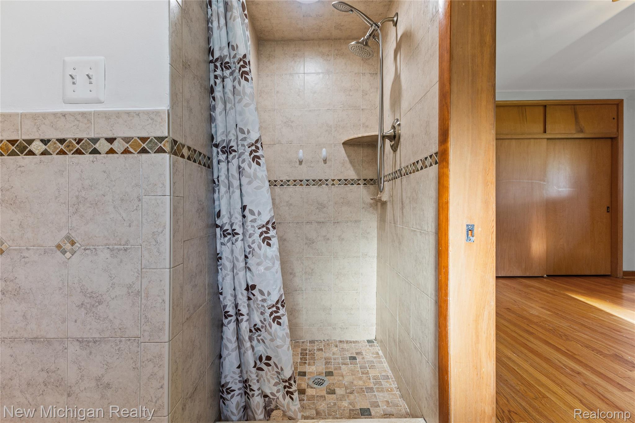 8359 Chicago Road Property Photo 37