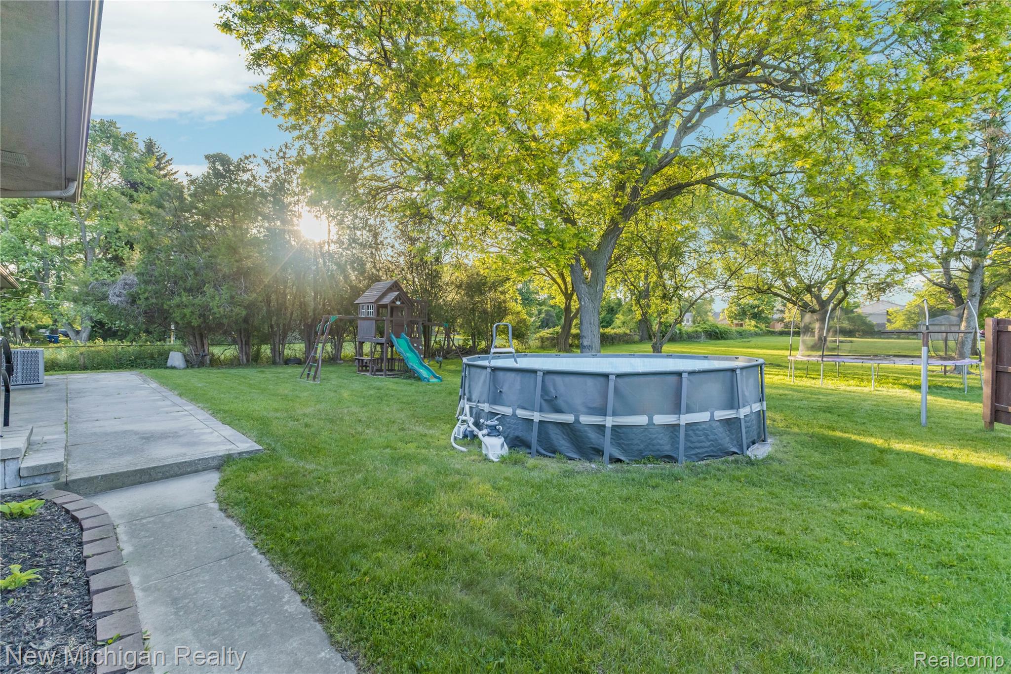 8359 Chicago Road Property Photo 66