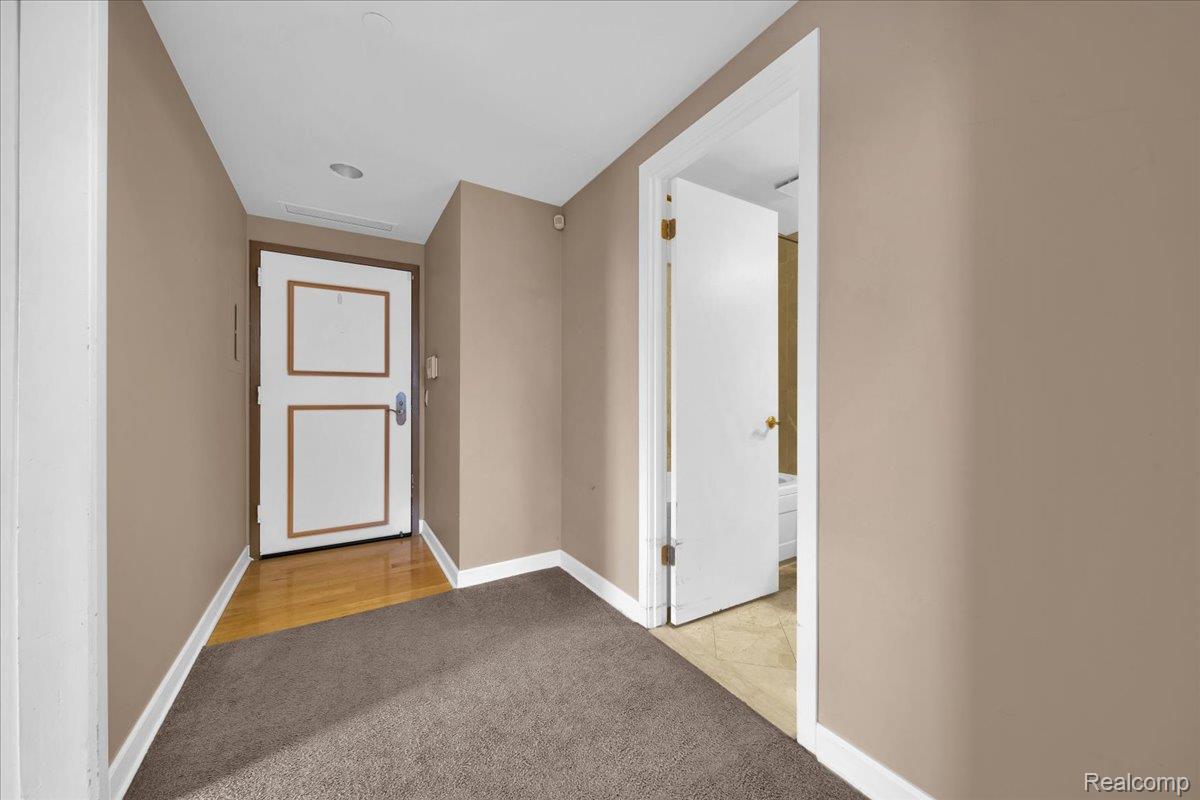 3320 Spinnaker Lane 3a Property Photo 10