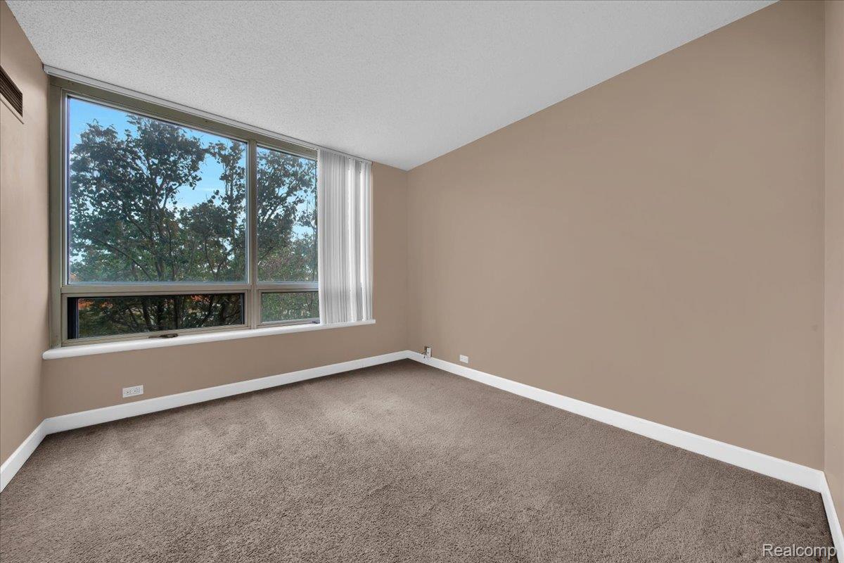 3320 Spinnaker Lane 3a Property Photo 25