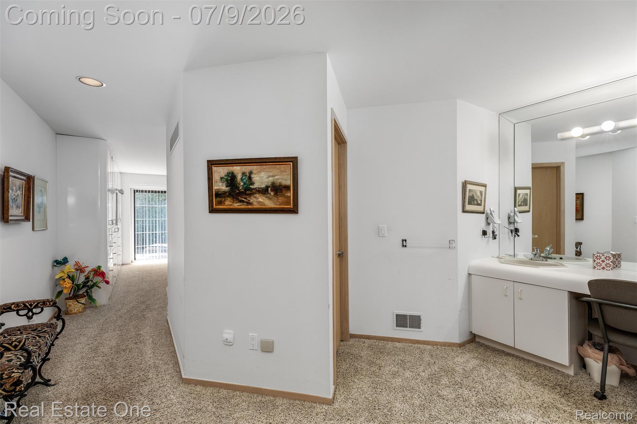 6273 Celeste Road Property Photo 19