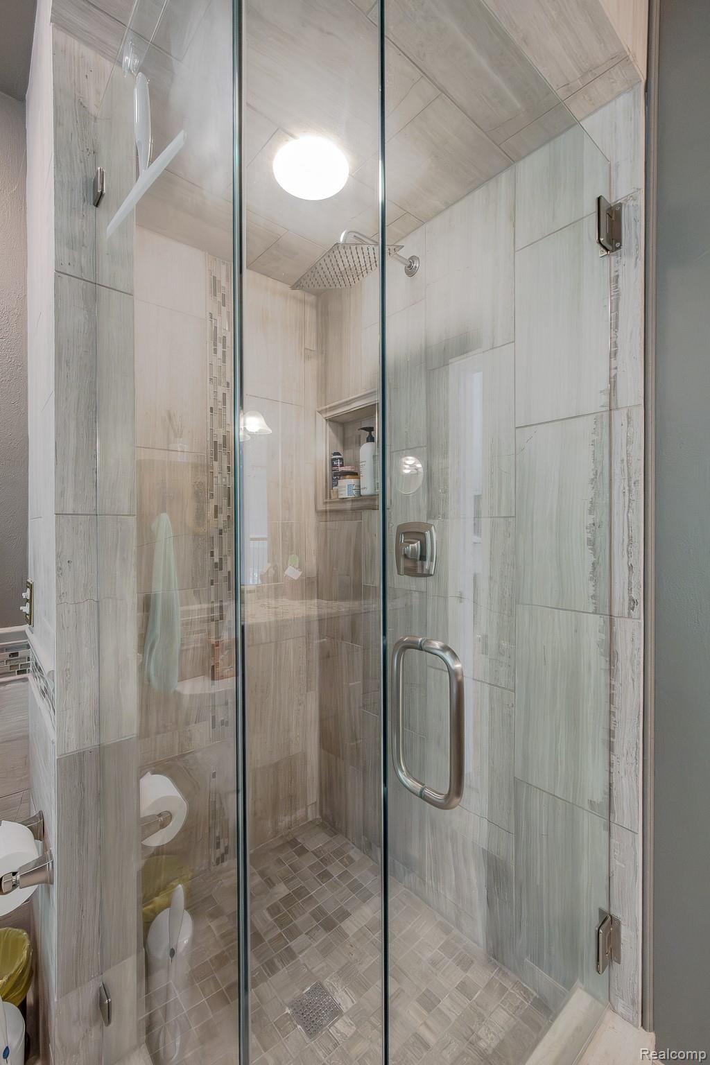 4780 Hillcrest Drive Property Photo 39