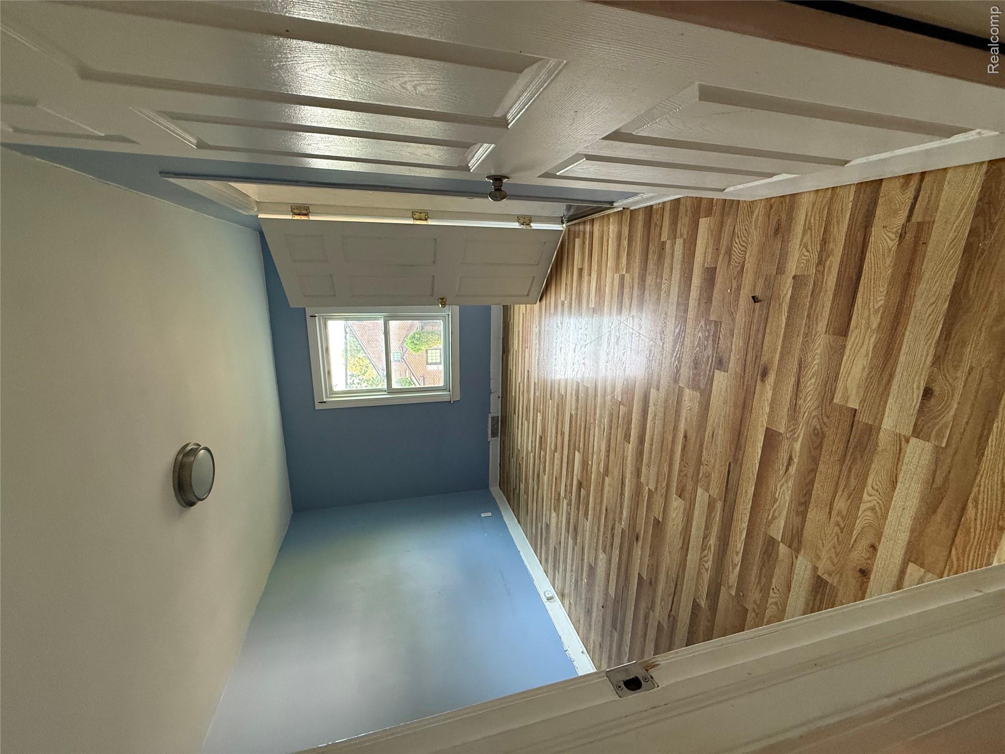 16705 Plainview Avenue Property Photo 26