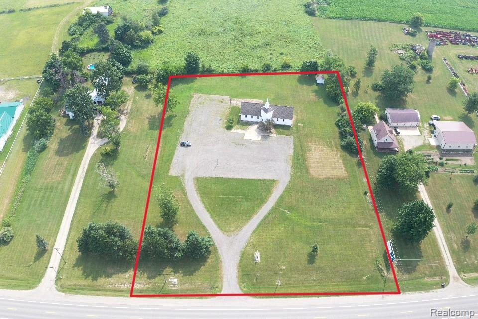 3909 S Van Dyke Road Property Photo 2