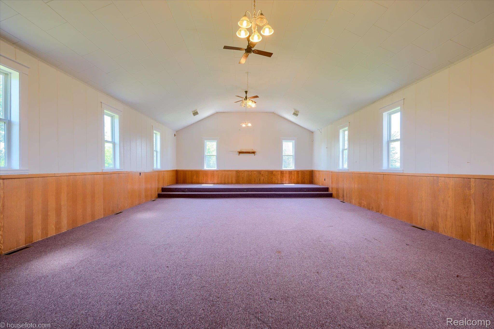 3909 S Van Dyke Road Property Photo 7