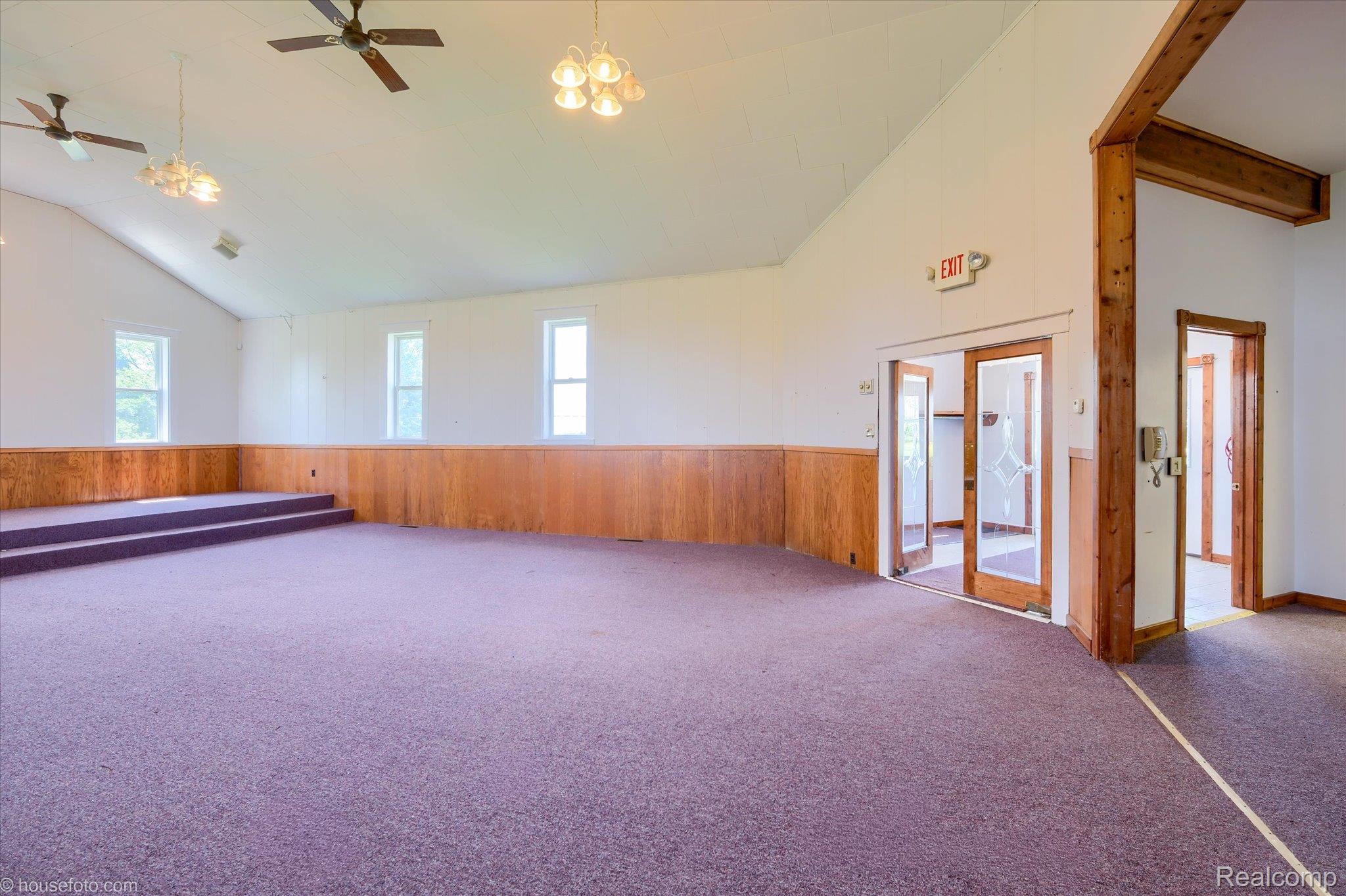 3909 S Van Dyke Road Property Photo 8