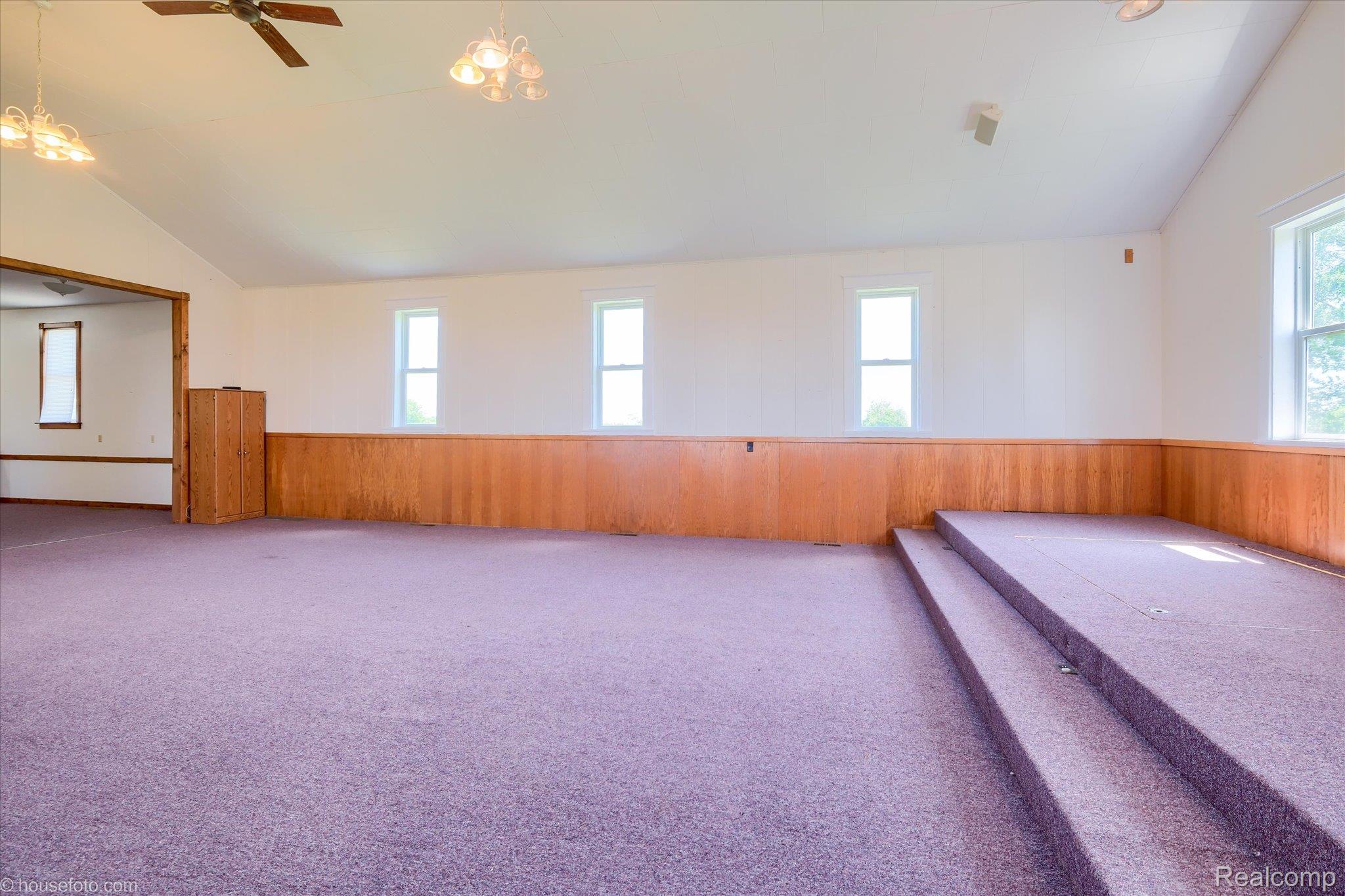 3909 S Van Dyke Road Property Photo 12