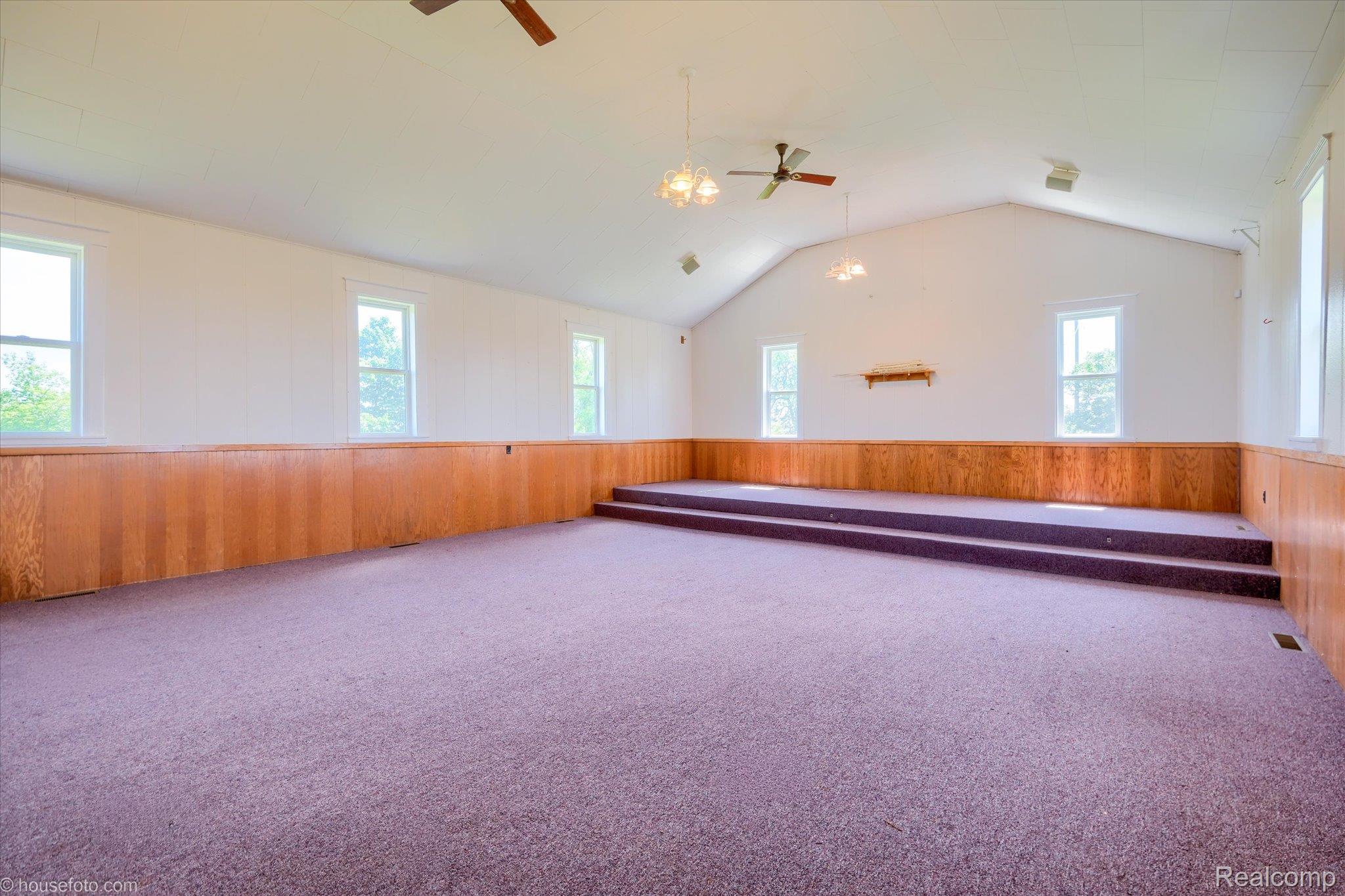 3909 S Van Dyke Road Property Photo 13