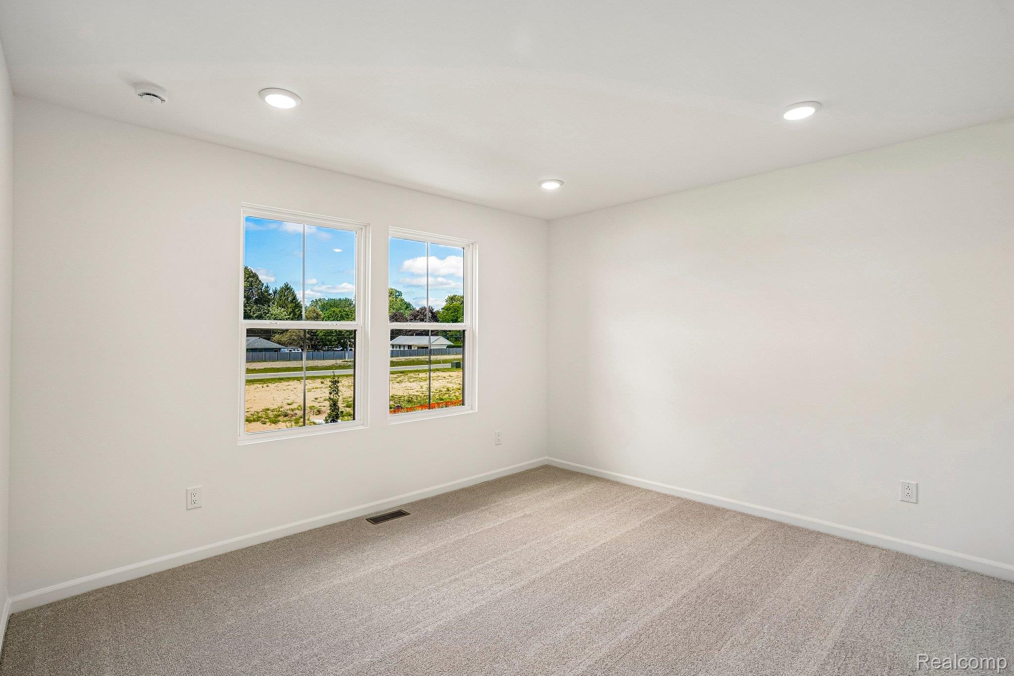 289 Lantana Drive Property Photo 17