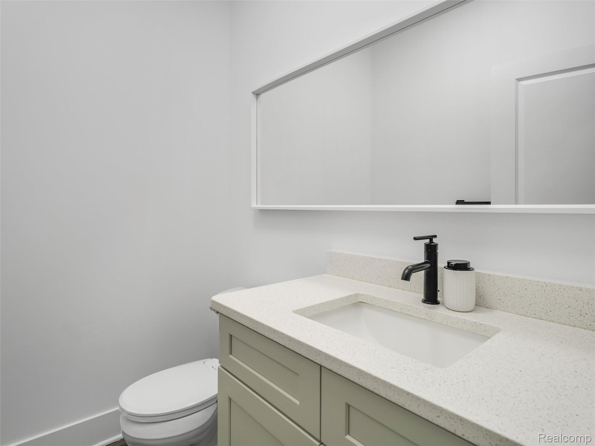 2926 Artemis Drive Property Photo 6